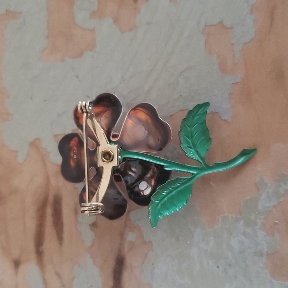 Vintage Flower Pin - Picture 2 of 5